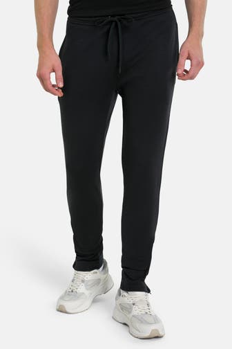 SUPER.NATURAL Sweatpants 'True School' schwarz