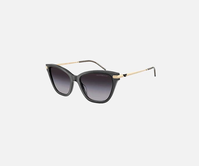 Sunglass Hut