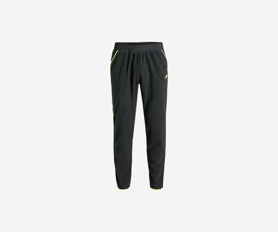 Autres offres de la marque Nike 230130-nike-angebote-900x750px-1.jpg