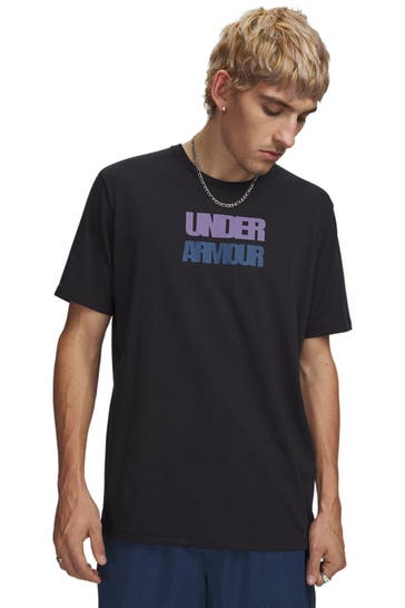 UNDER ARMOUR Black T-Shirt