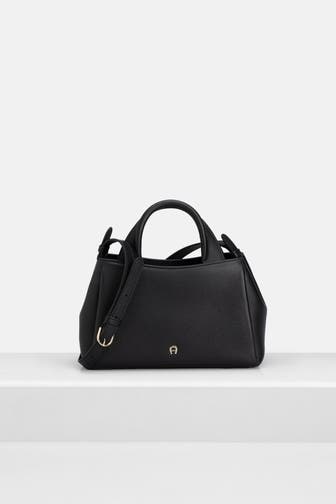 AIGNER Umhängetasche 'Andrina' schwarz