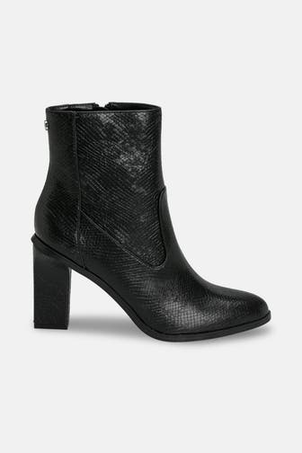 BUFFALO Stiefeletten 'Zoe' schwarz