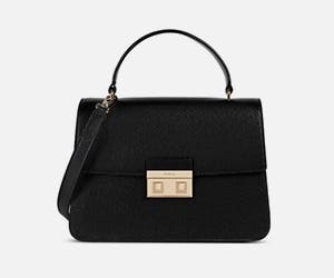 브랜드의 추가 제공 사항 Furla 210831-furla-angebote-300x250px-02.jpg