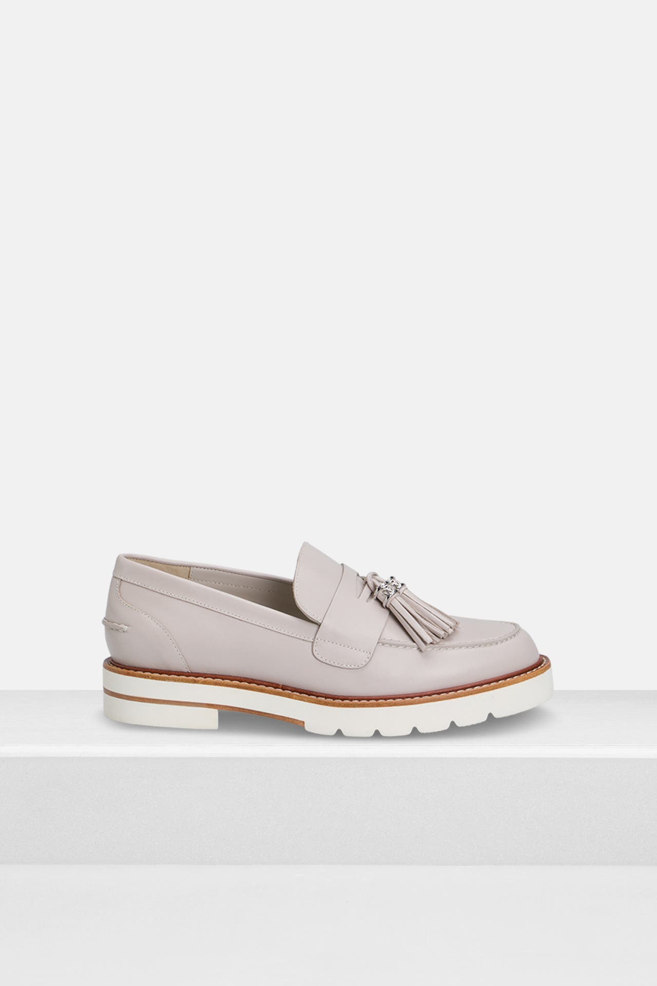 STUART WEITZMAN Loafer 'Parker' hellgrau, Bild 1