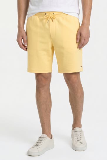 TOMMY HILFIGER Sweatshorts gelb