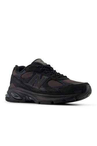 NEW BALANCE Sneaker '2010' schwarz