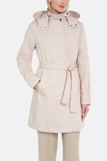 COMMA, Mantel puderrosa