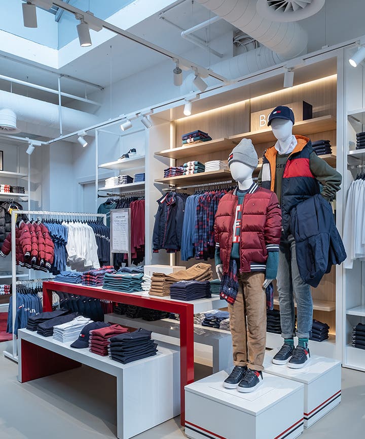 Tommy Hilfiger Outlet Store