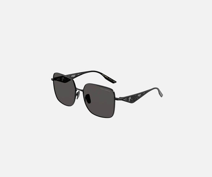 Sunglass Hut