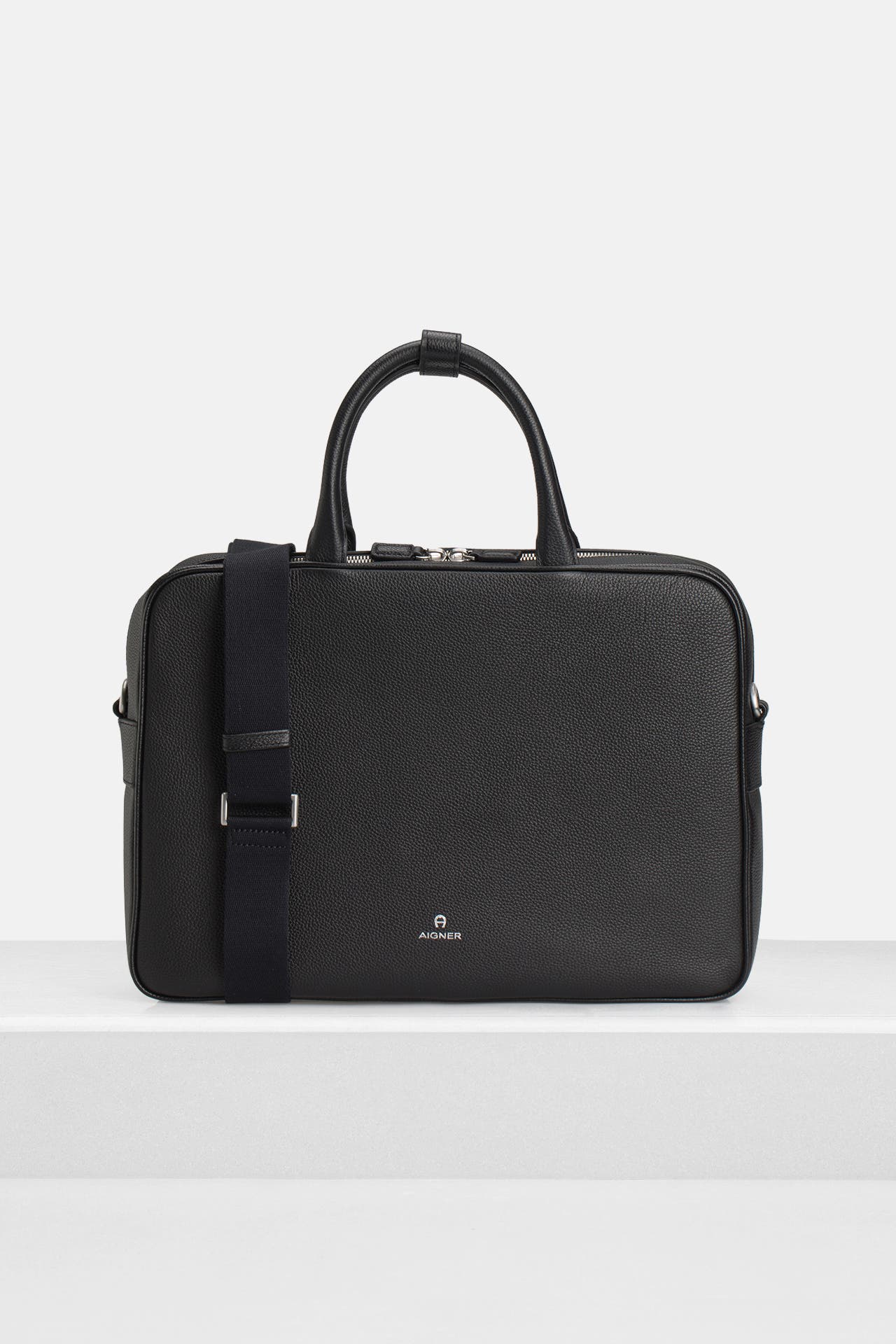 AIGNER Messenger 'Benito' schwarz, Bild 1