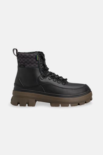 VANS Schnürstiefel 'Colfax Elevate' schwarz