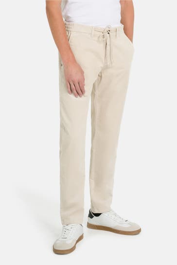 NEW ZEALAND AUCKLAND Cordhose beige