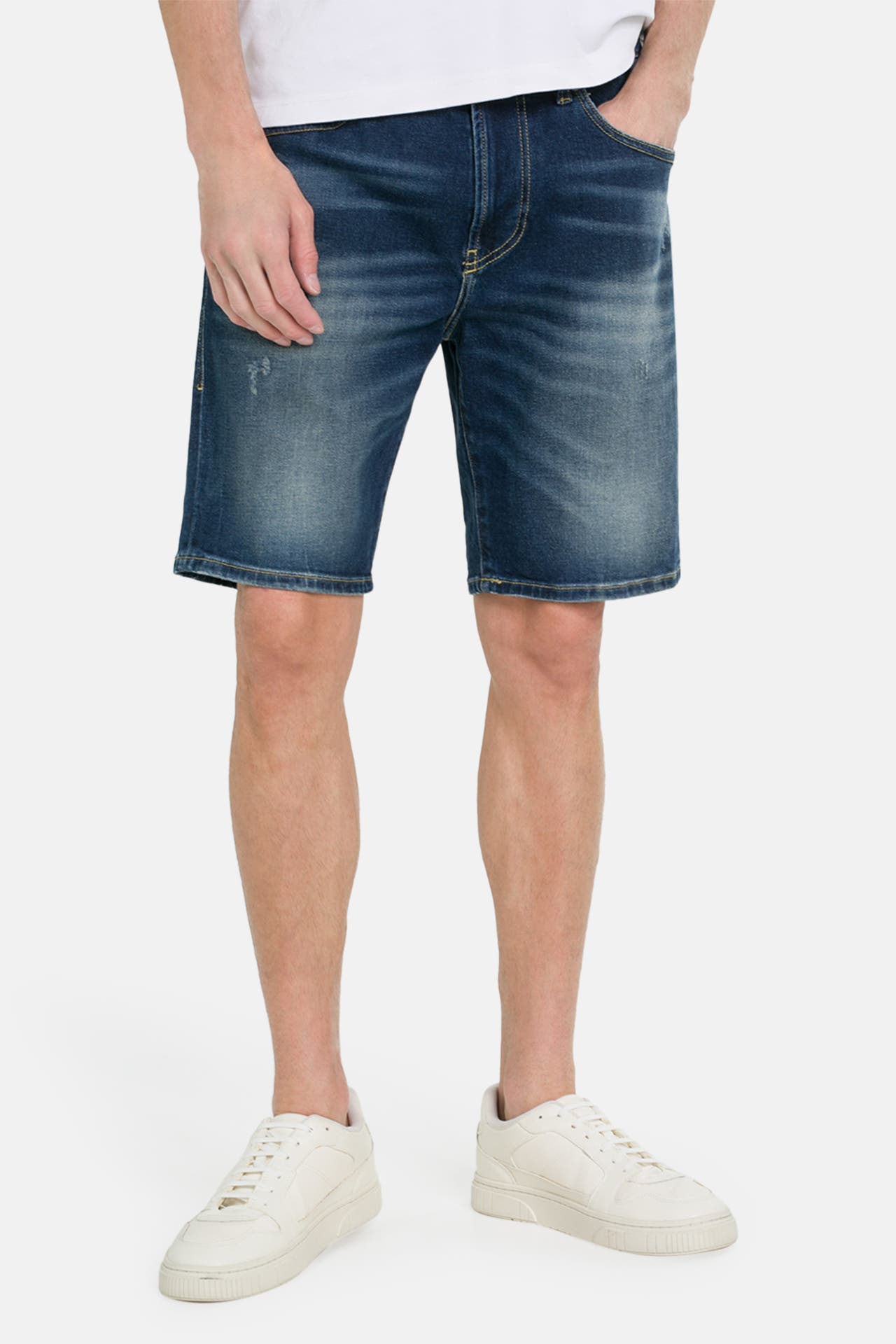 DIESEL Jeansshorts 'D-Fin' dunkelblau, Bild 1
