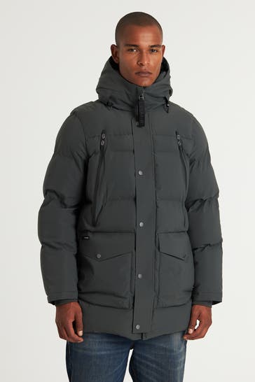 CHASIN' Winterjacke 'Explorer Tech' grün