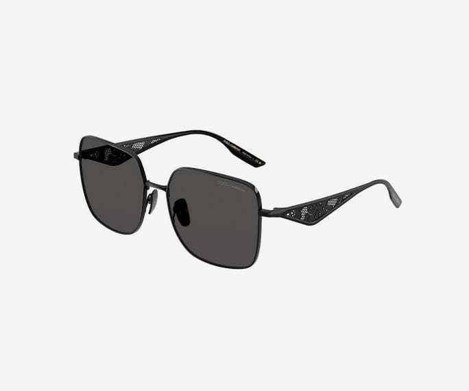 Sunglass Hut