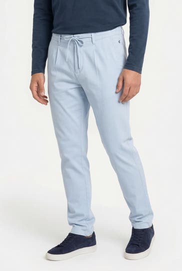 NEW ZEALAND AUCKLAND Chino hellblau