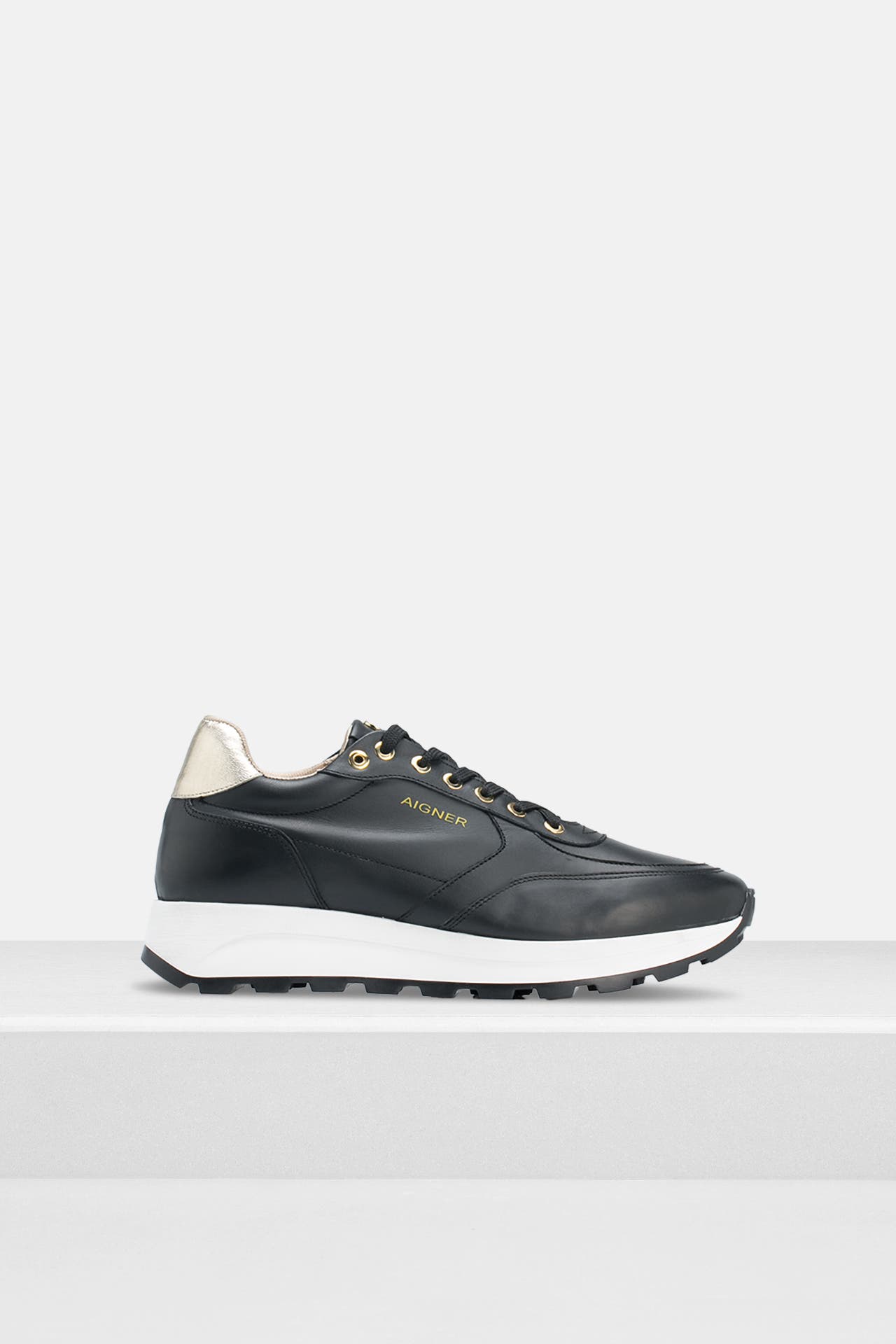 AIGNER Ledersneaker 'Sophia' schwarz, Bild 1