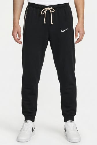 NIKE Sweatpants schwarz