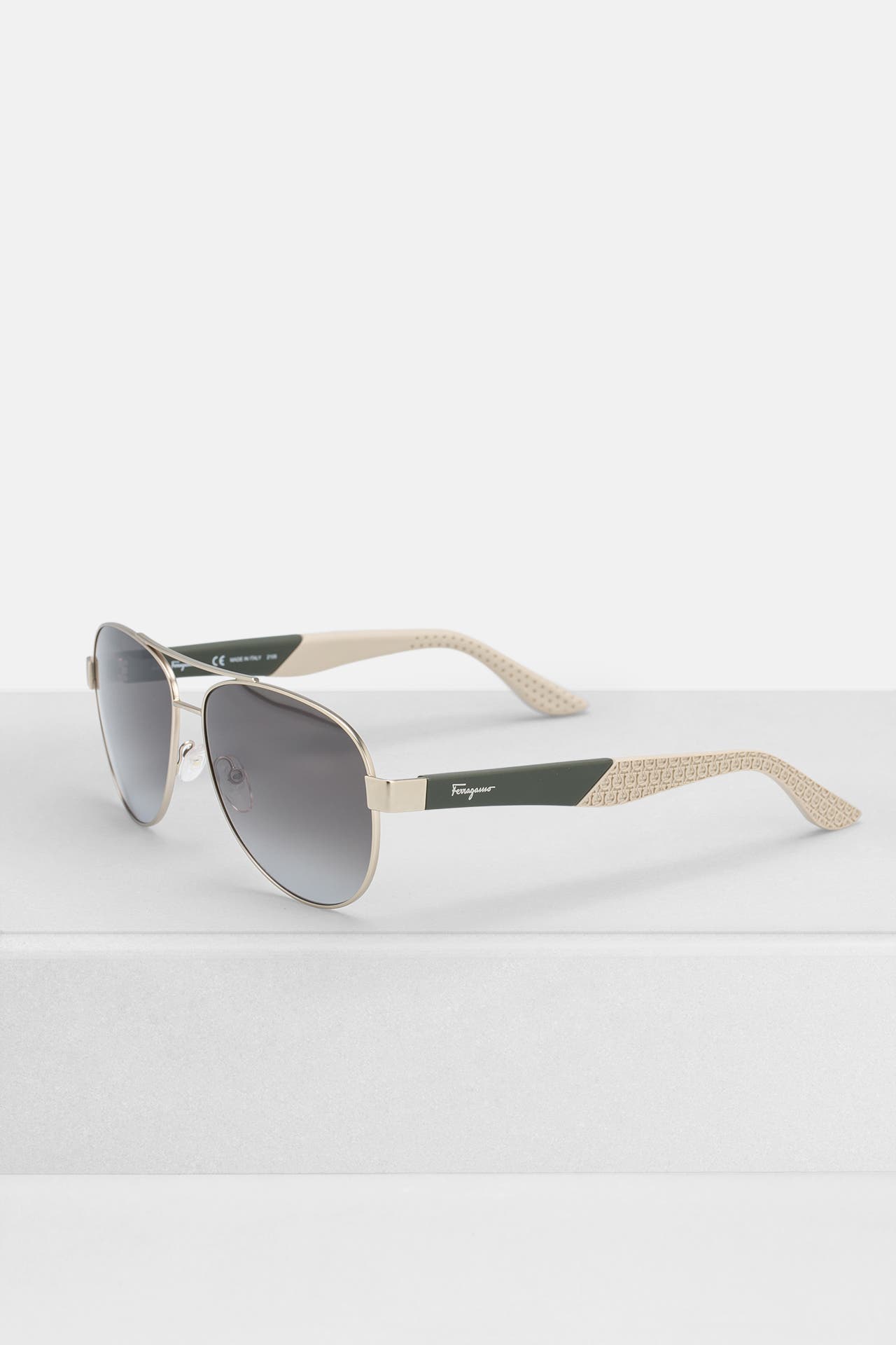 FERRAGAMO Sonnenbrille mehrfarbig, Bild 1