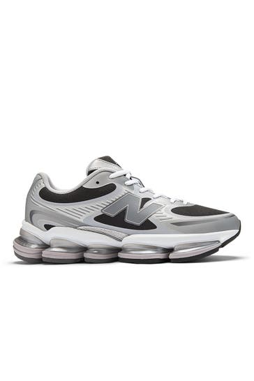 NEW BALANCE Laufschuhe 'U200' Standard Fit