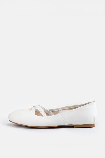 BUFFALO Ballerinas 'Dahlia' offwhite
