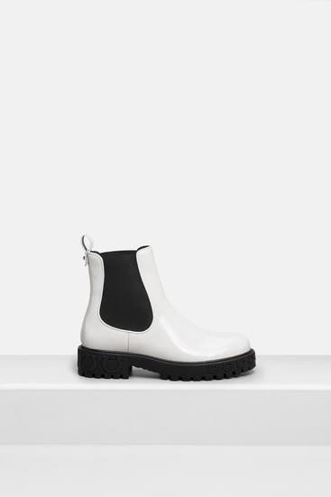 FERRAGAMO - Chelsea-Boots 'Varsi' offwhite