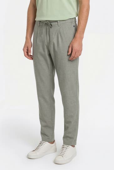 NEW ZEALAND AUCKLAND Chino jade