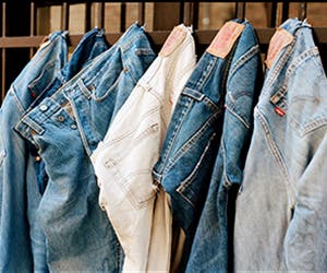 品牌其他优惠 Levi's® 220527-levis-angebote-300x250px-01.jpg