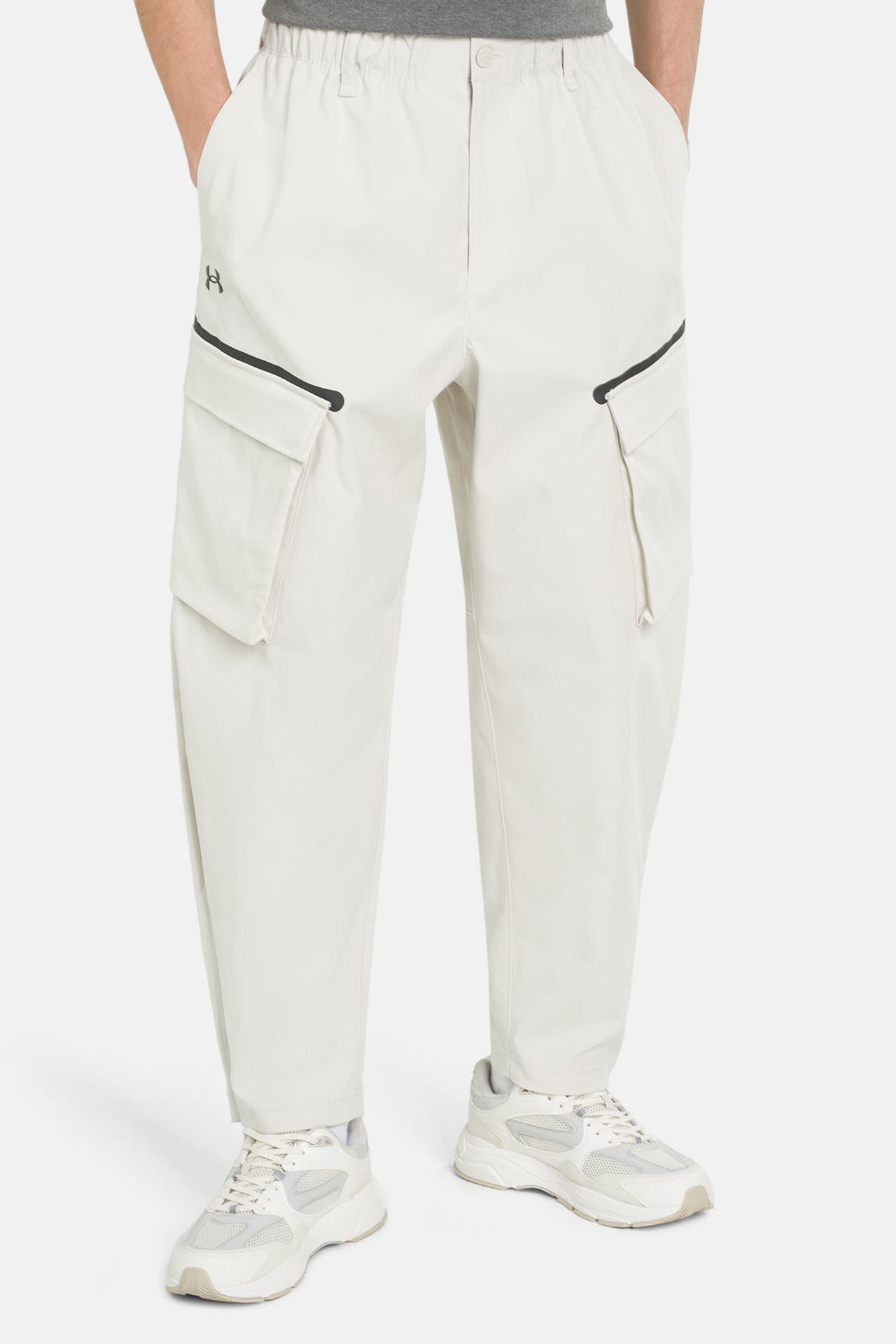 UNDER ARMOUR Cargohose ecru, Bild 1
