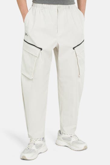 UNDER ARMOUR Cargohose ecru