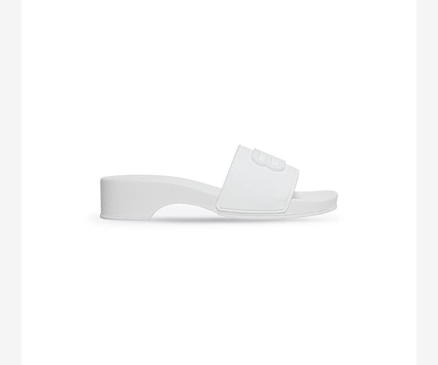 Additional offers from the brand Balenciaga 230601-balenciaga-angebote-900x750px_6.jpg