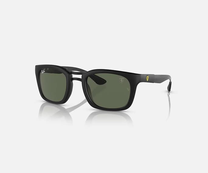 Sunglass Hut