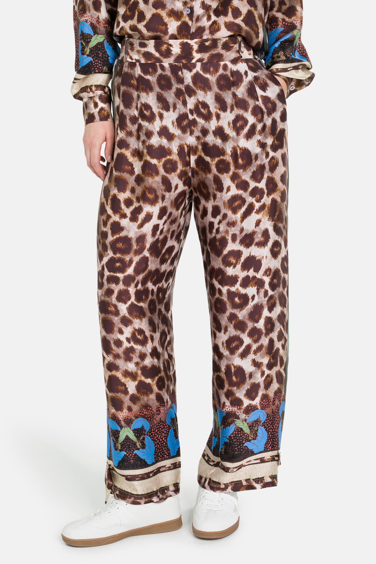 MISS GOODLIFE Stoffhose 'Happy Leo' animal, Bild 1