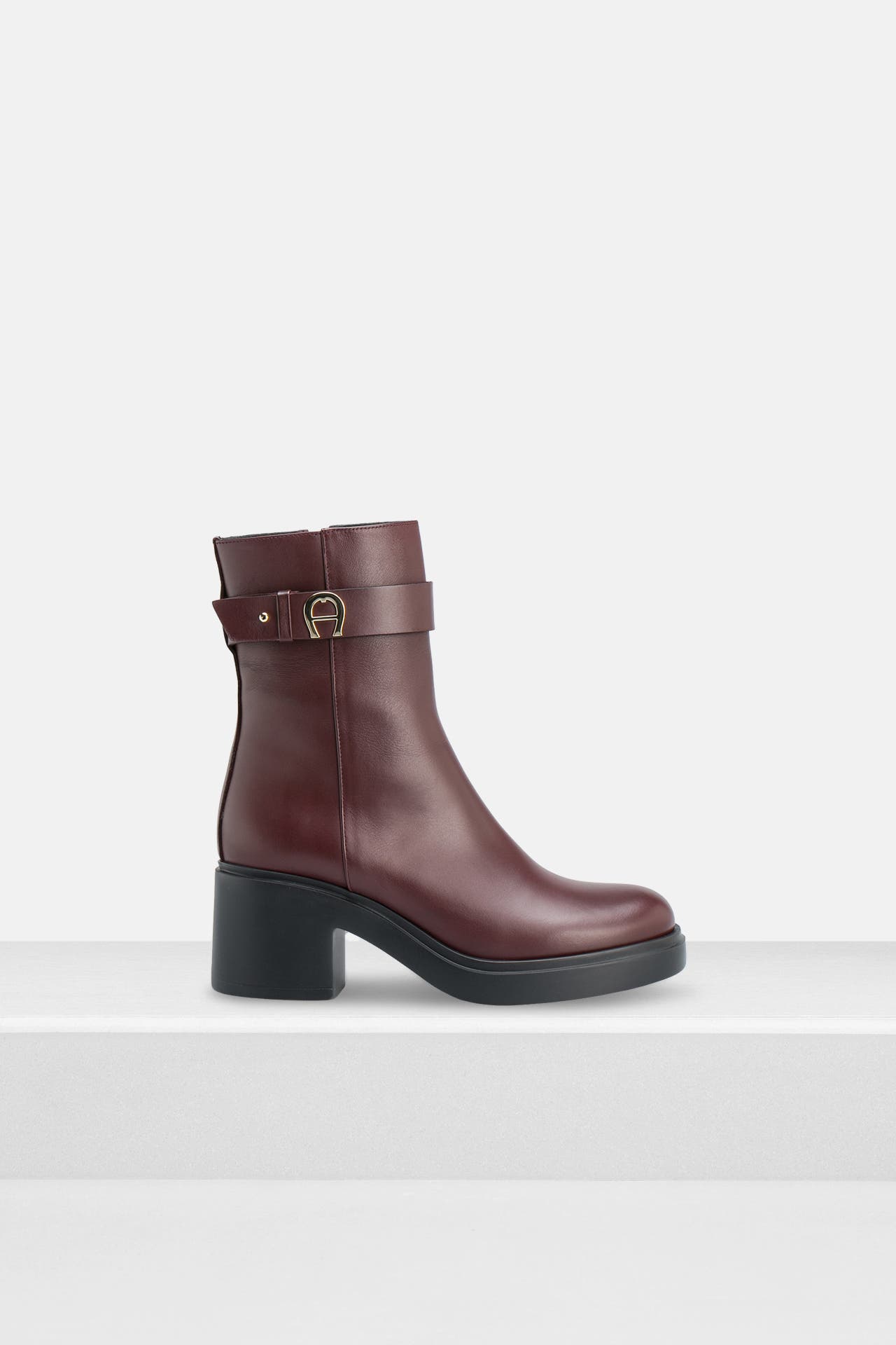 AIGNER Stiefeletten 'Nora' weinrot, Bild 1