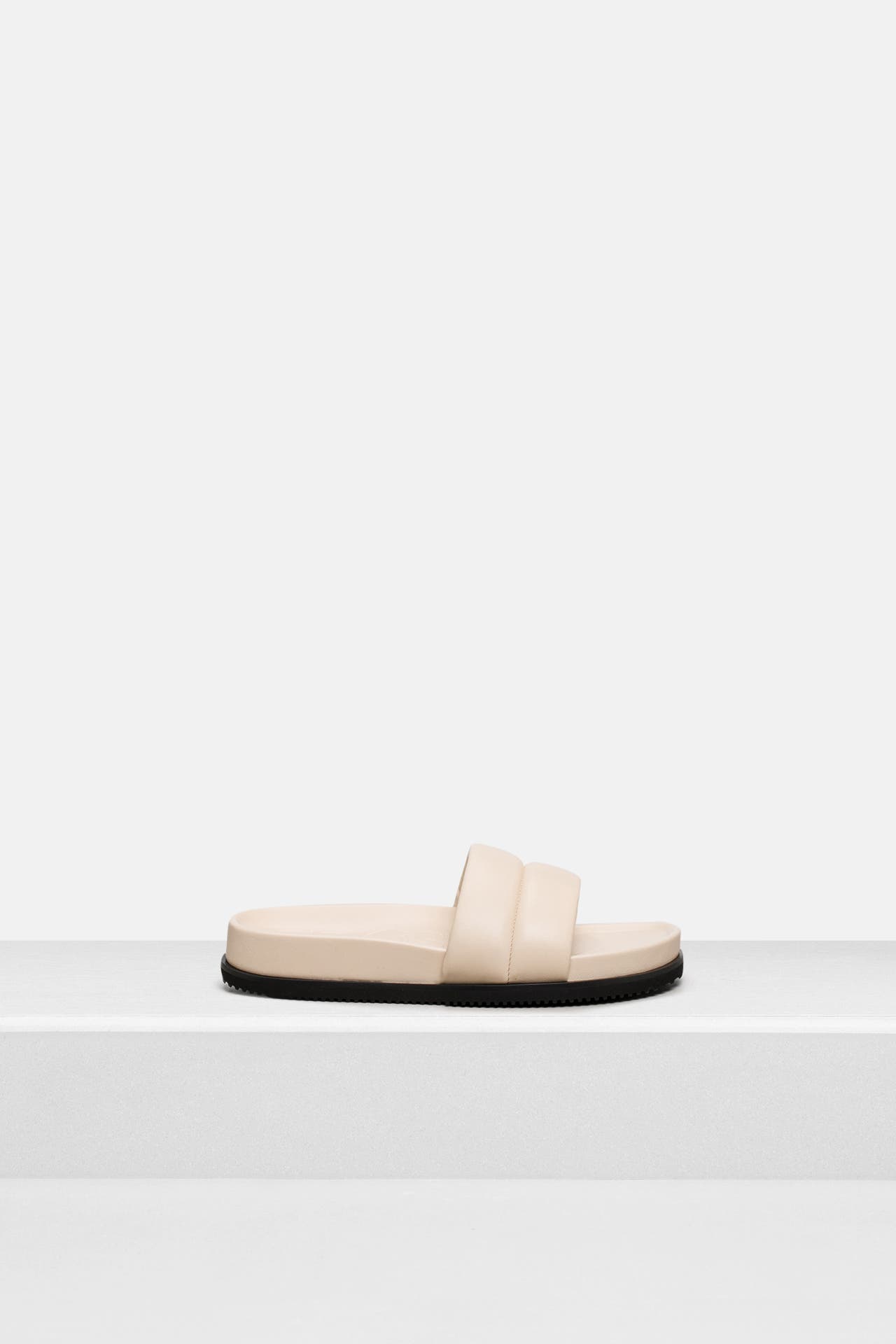 CLOSED Slides beige, Bild 1