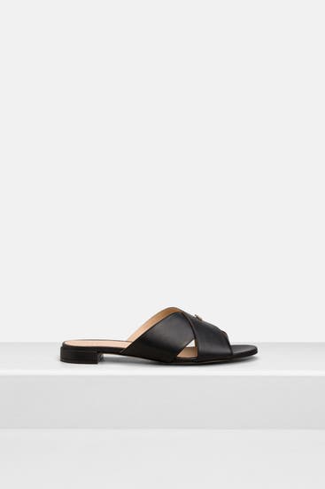 AIGNER - Sandalen 'Leonora' schwarz