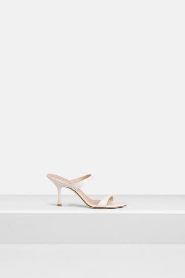 STUART WEITZMAN Sandaletten 'Nudist' ecru