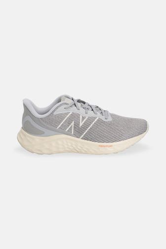 NEW BALANCE Sneaker 'Arishi' hellgrau