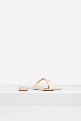 AIGNER Slides 'Leonora' ecru